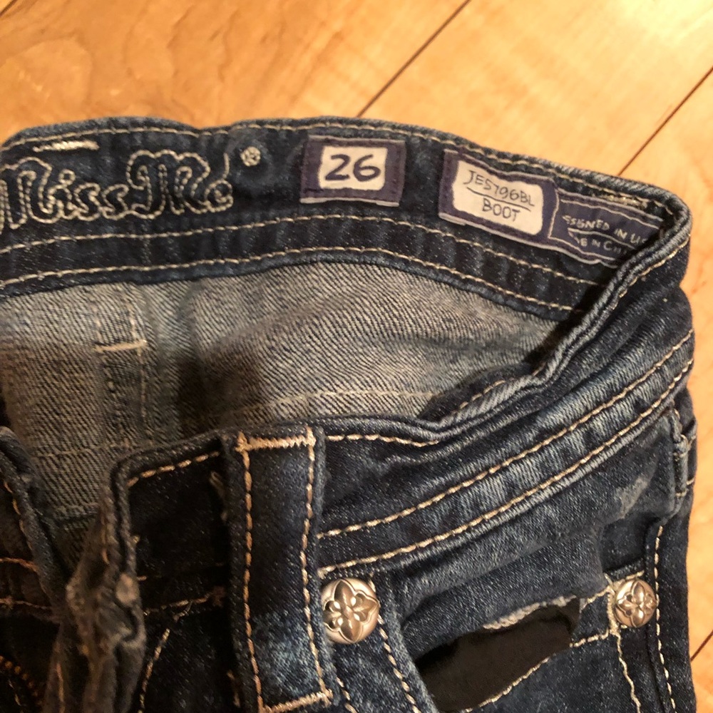 Jeans - Picture 3 of 3